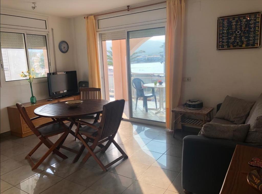 Platja Del Port Appartement Llança Buitenkant foto