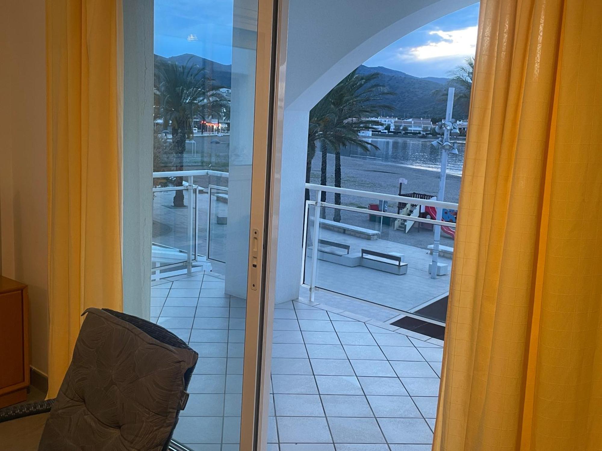 Platja Del Port Appartement Llança Buitenkant foto