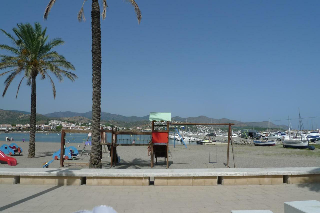 Platja Del Port Appartement Llança Buitenkant foto